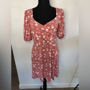 pink and white floral mini dress • Size Medium